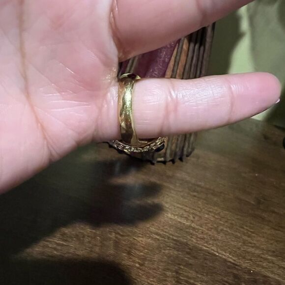 J. Crew Gold Plated Pave Crystal with Black Bead Accents Cocktail Ring Size 6 - Picture 4 of 6